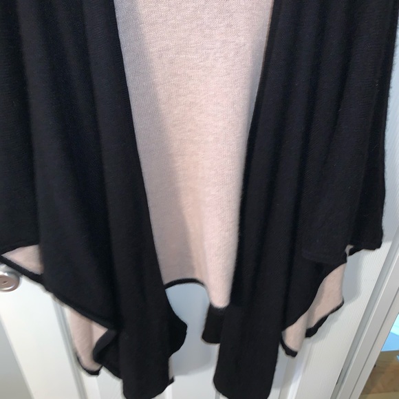 Sleeve shawl - Picture 3 of 4